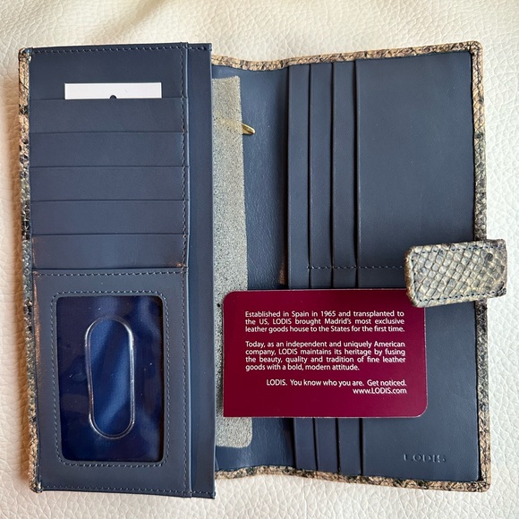 LODIS Leather Clutch Wallet NEW, Snakeskin Embossed Leather - Picture 7 of 12